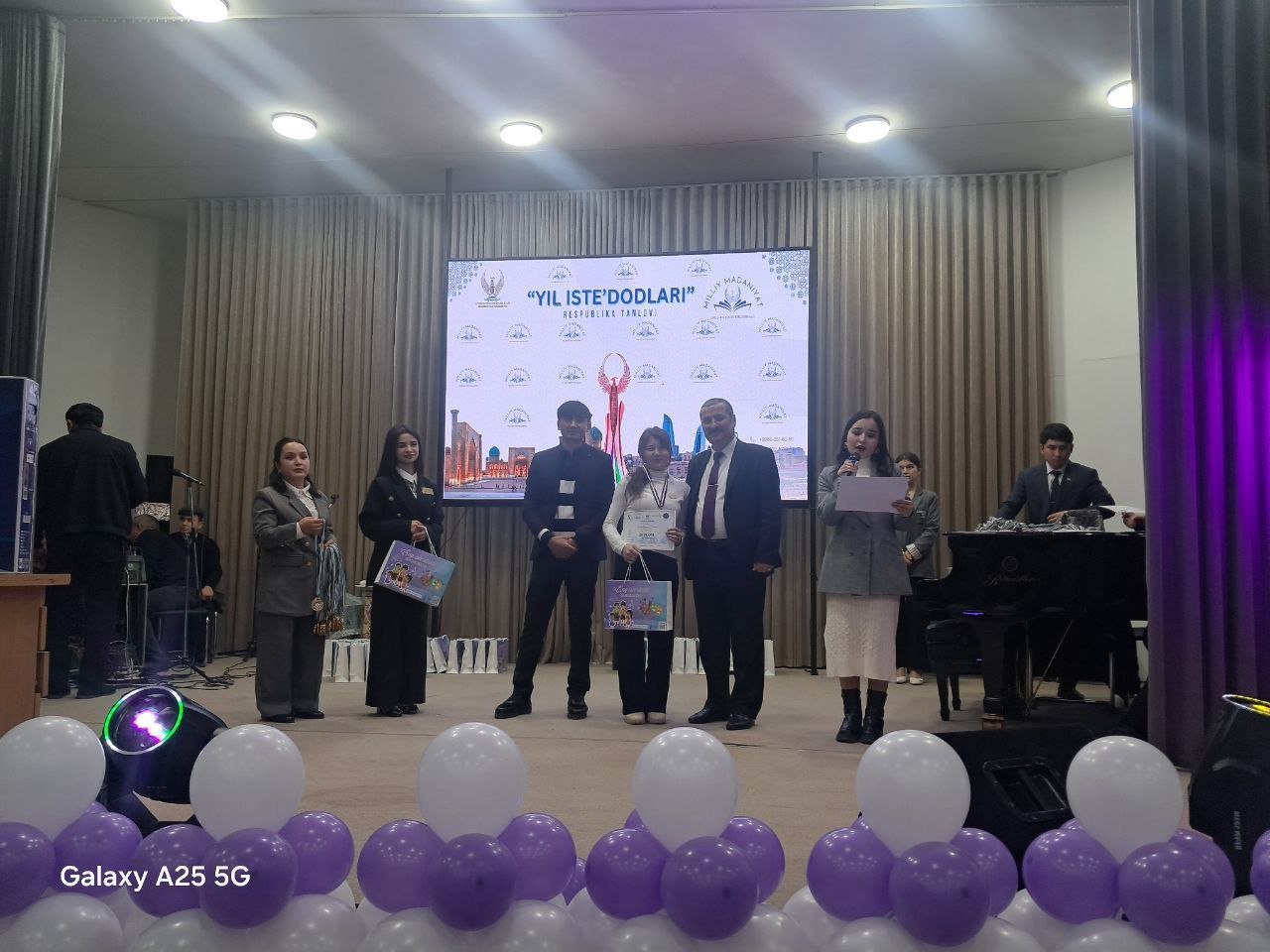 "Yil este'dodlari" tanlovi